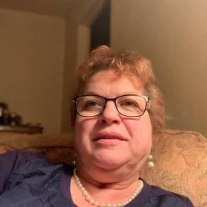 Meet your Posher, Carol